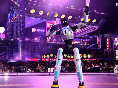 能文能武！智元首个机器人艺人天团亮相湖南卫视跨年演唱会