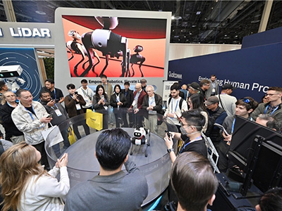 CES 2026 爆火出圈，Vbot超能机器狗开启全球消费级具身智能时代