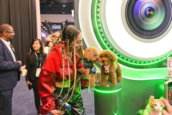 优克联CES首发PetCam宠物摄像头